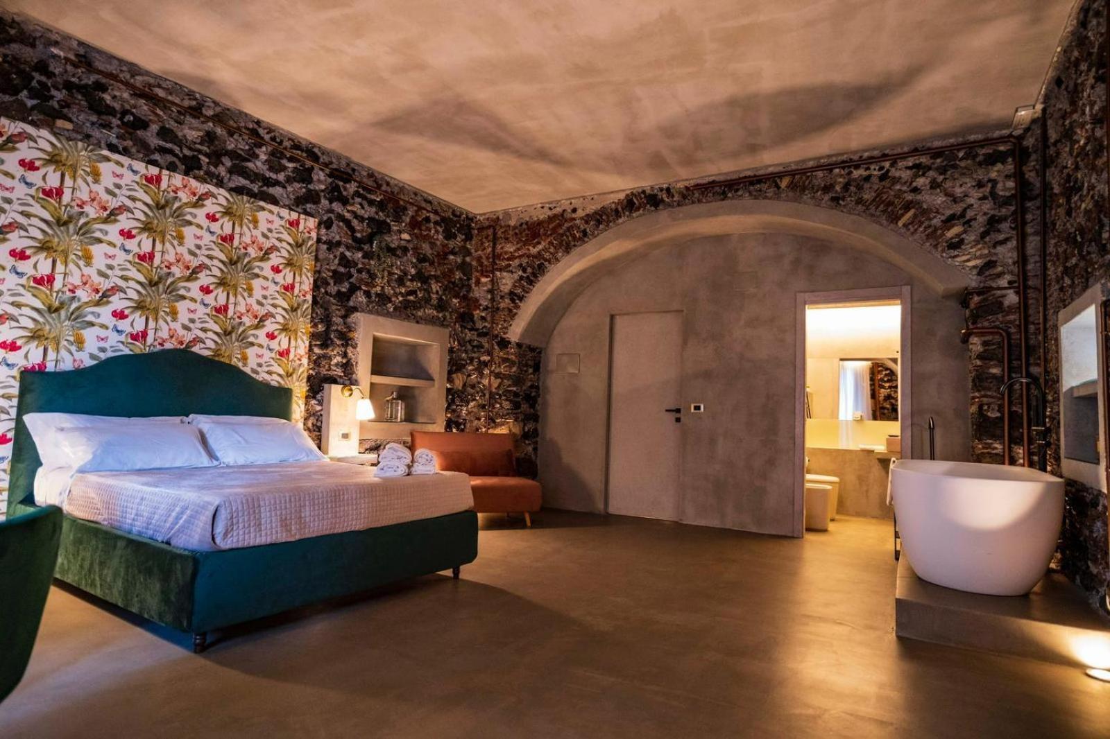 Charme Catania Central Suites Екстер'єр фото