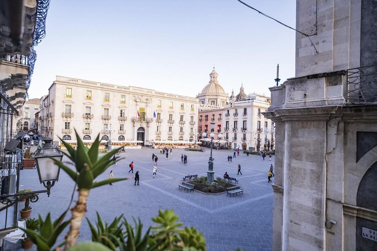 Charme Catania Central Suites Екстер'єр фото