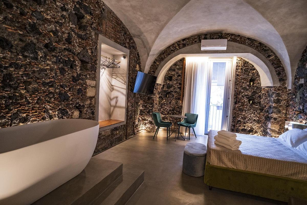 Charme Catania Central Suites Екстер'єр фото